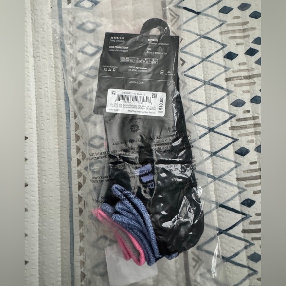 Girls Adidas Socks- 6 pack - Picture 4 of 4